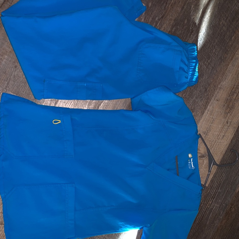 Koi and wonderwink scrubs